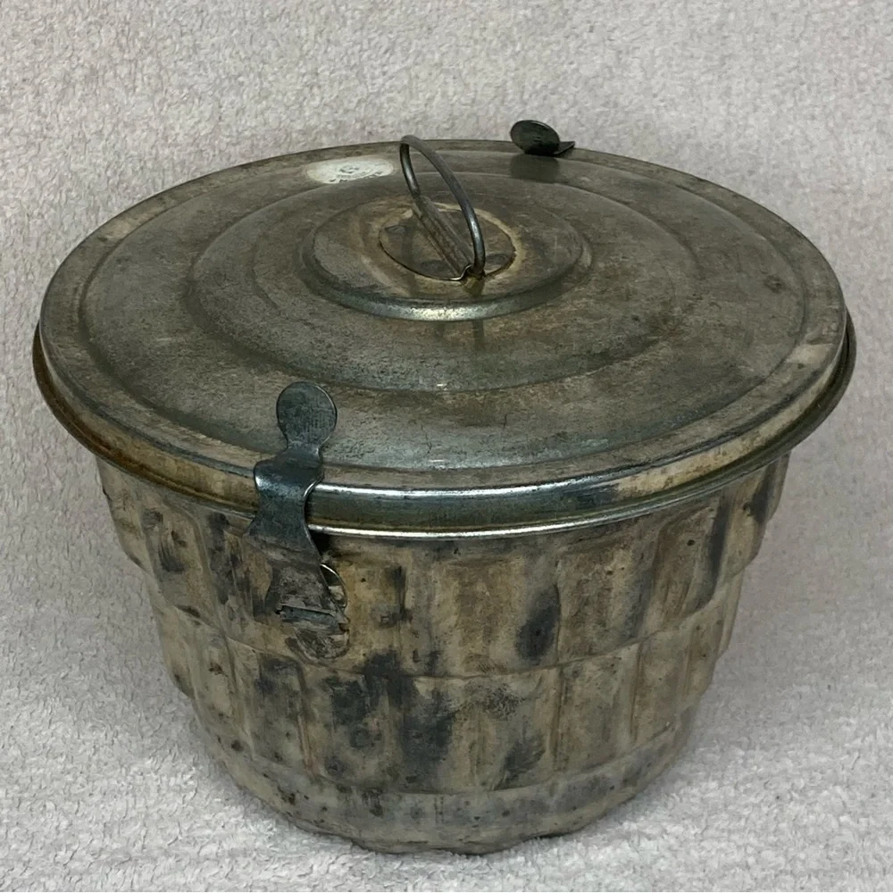Antique 1920s Steamed Pudding Pudding/Cake Mold Lid Vintage VTG Retro Primitive